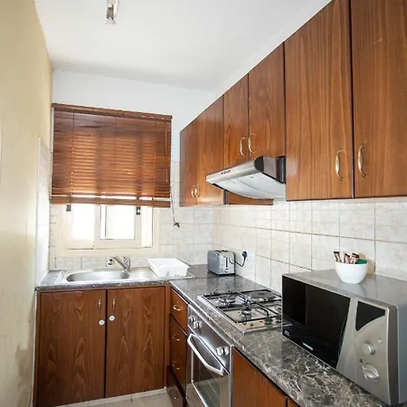 Costas Maisonette * Polis